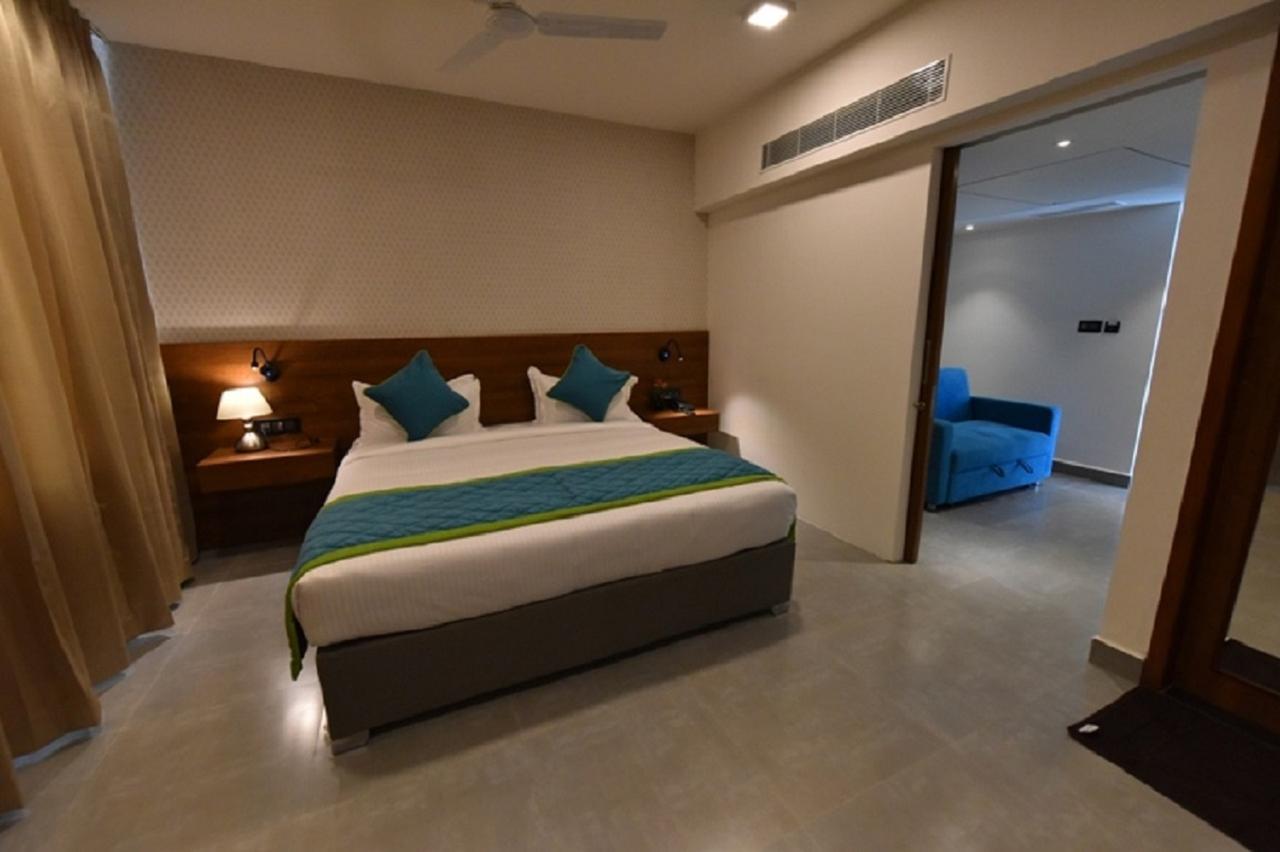 Vivid A Boutique Hotel Tiruchirappalli Zewnętrze zdjęcie