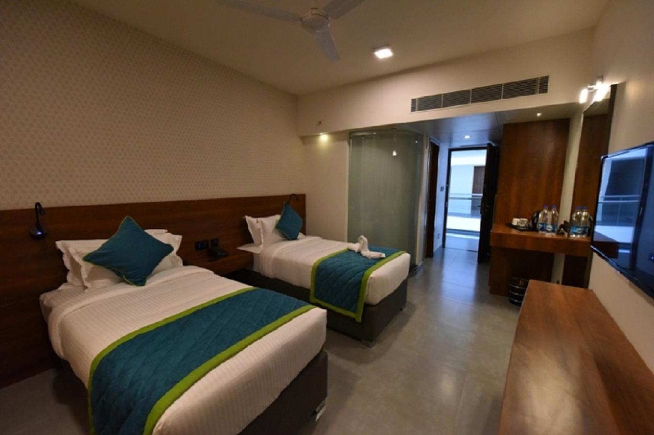 Vivid A Boutique Hotel Tiruchirappalli Zewnętrze zdjęcie